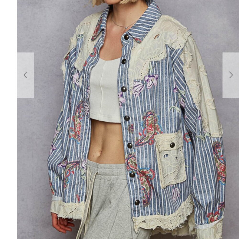 043.LS relaxed fit shacket top in denim with print,lace and eyelet patch,floral - Picture 3 of 4